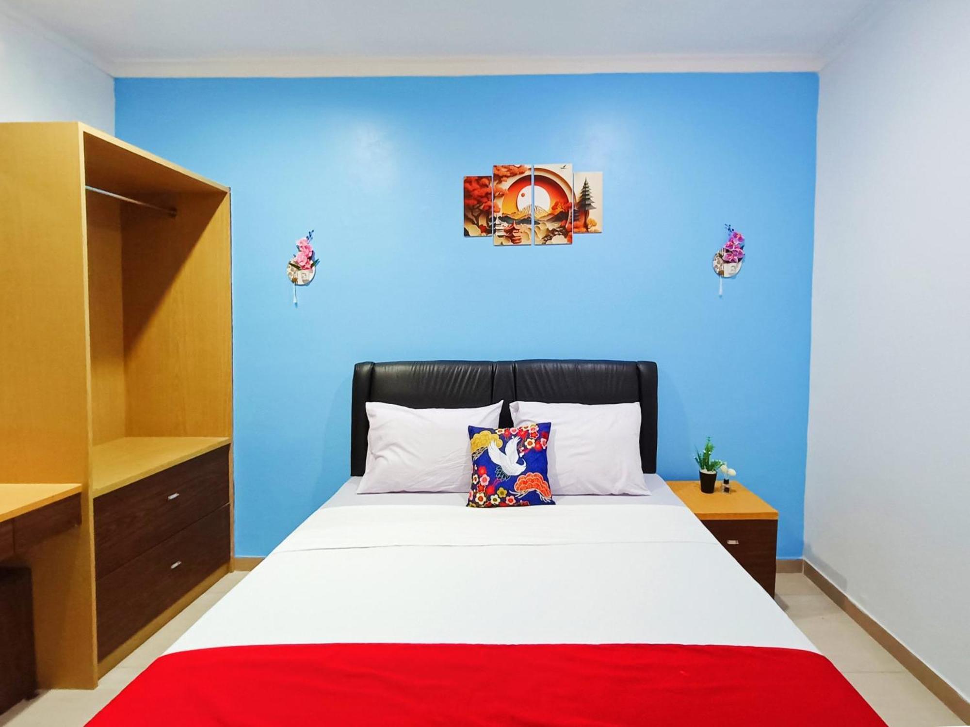 Yutaka Inn Dukuh Kupang Сурабая Екстериор снимка