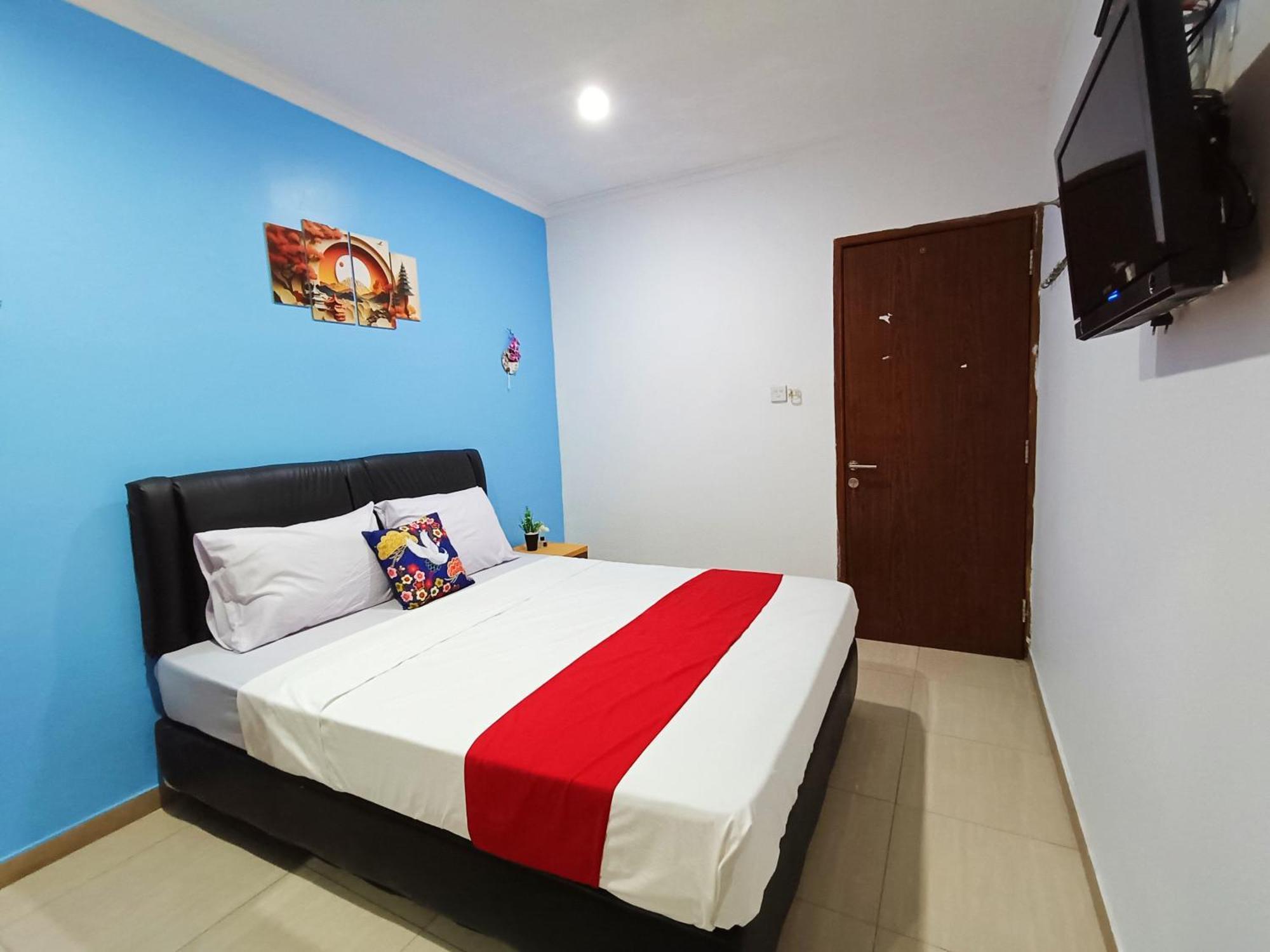Yutaka Inn Dukuh Kupang Сурабая Екстериор снимка
